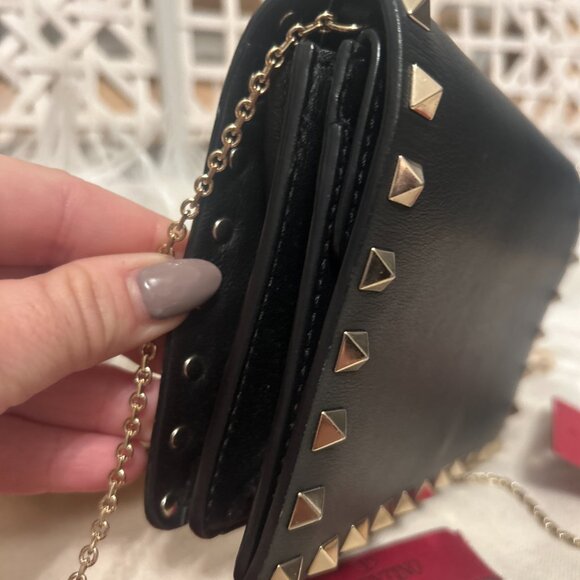 Valentino Garavani Rockstud Crossbody-golden bronze tone rockstuds and chain - Picture 7 of 11